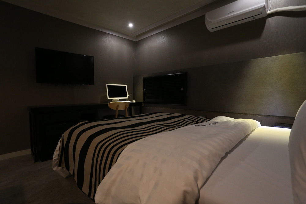Ilsan Blanc Motel Kōyō Dış mekan fotoğraf