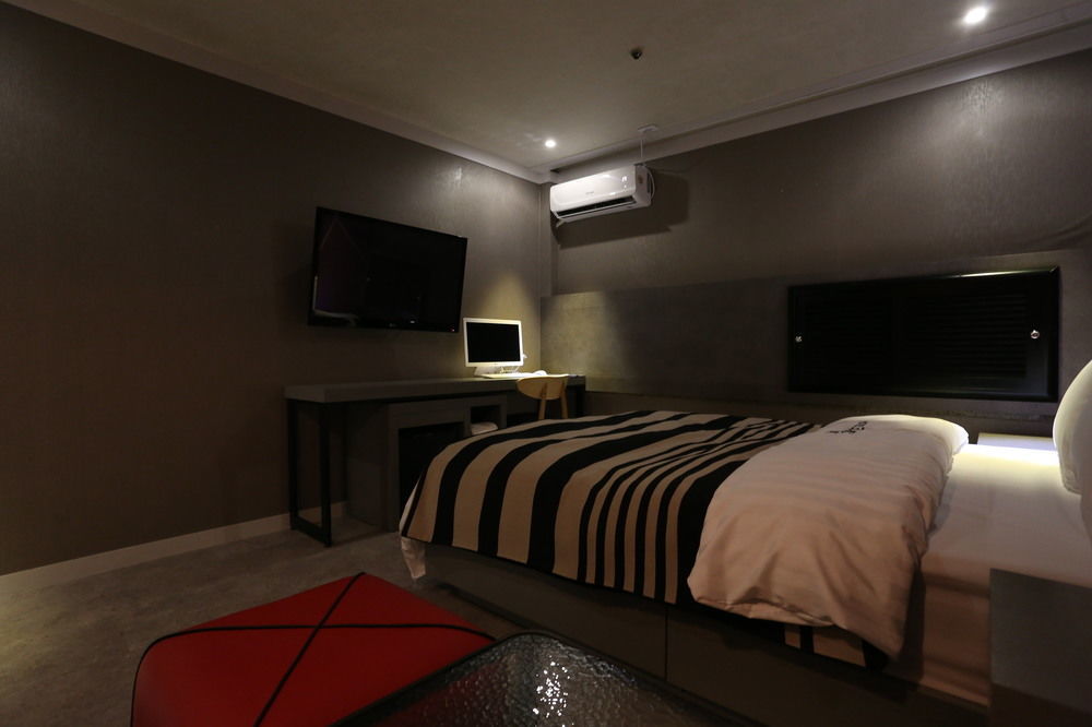 Ilsan Blanc Motel Kōyō Dış mekan fotoğraf